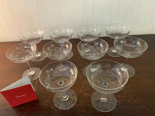 Cut champagne glasses - 9,