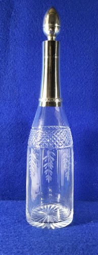 Silver and crystal baccarat - -,