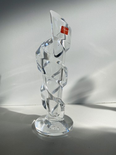 Baccarat spiral vase design - baccarat,