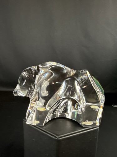 Baccarat bear crystal - baccarat, wall