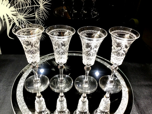 Victorian baccarat needle - x,